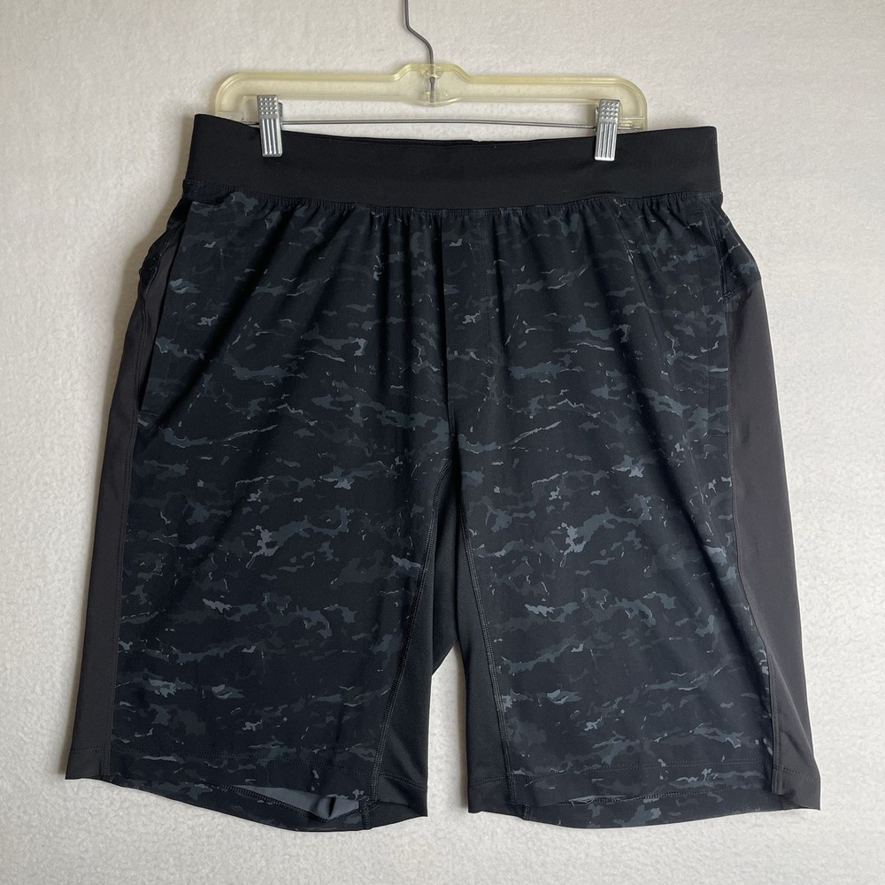 Mens Lululemon T.H.E. Short Linerless 11" Inch Shorts Charcoal Sz XL Camo Gym